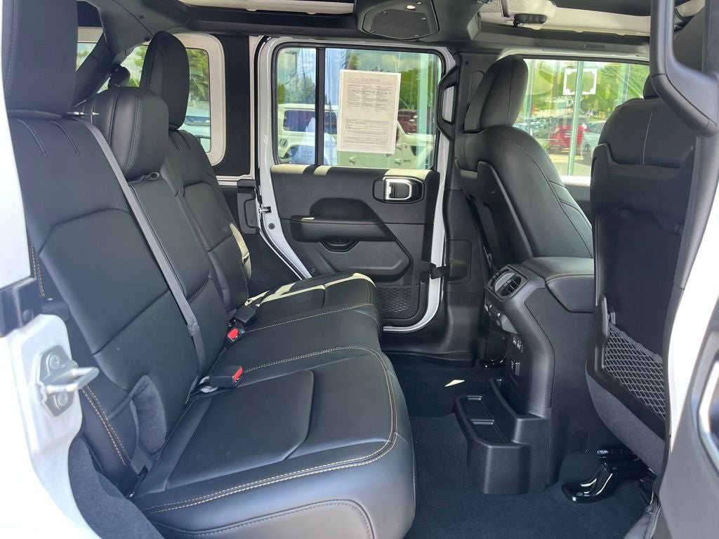 Used 2024 Jeep Wrangler Unlimited Rubicon 392 AWD/4WD image 22