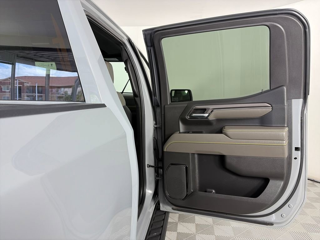 Used 2024 Chevrolet Silverado 1500 ZR2 w/ Technology Package AWD/4WD image 28