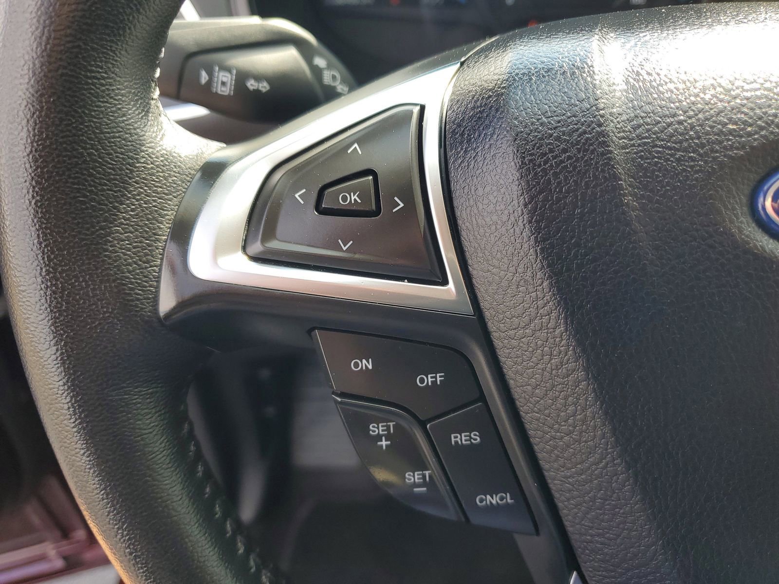 Certified 2024 Ford Edge Titanium image 21