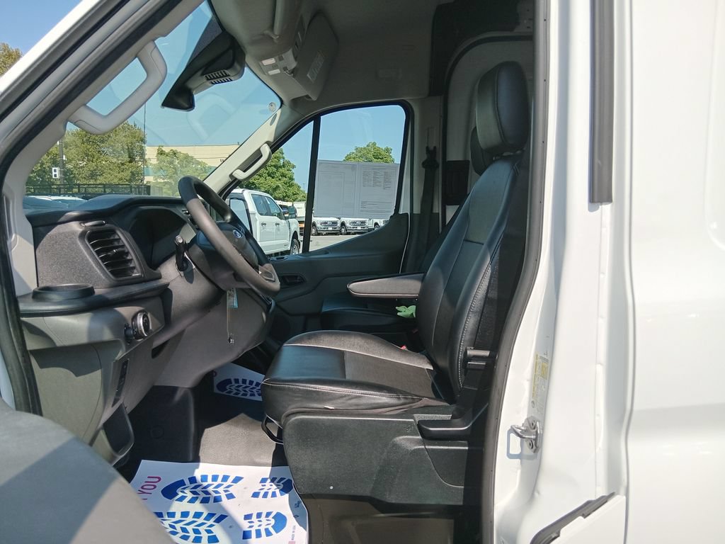 Certified 2023 Ford Transit 250 Medium Roof AWD image 14