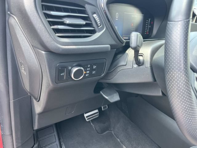 Certified 2024 Ford Escape ST-Line AWD/4WD image 35