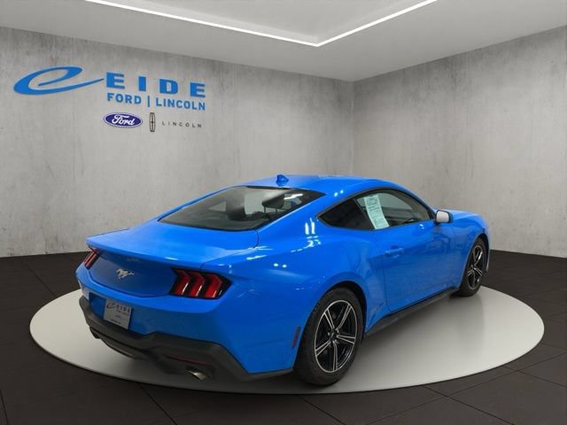 Certified 2024 Ford Mustang Coupe RWD image 8