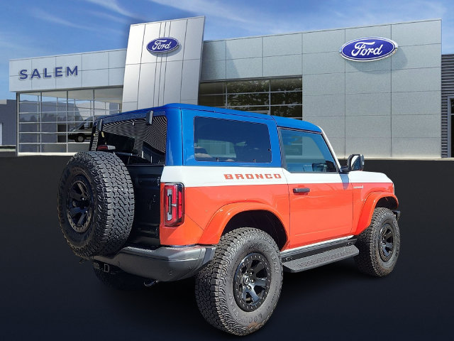Certified 2025 Ford Bronco Stroppe Edition AWD/4WD image 3