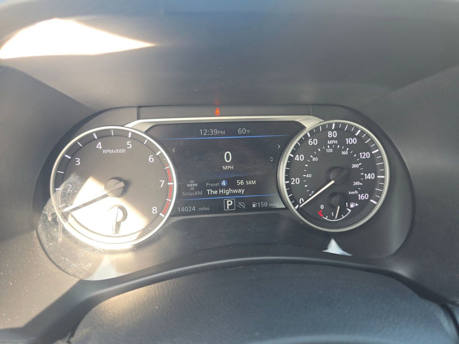 Used 2025 Nissan Sentra SR w/ SR Premium Package image 14