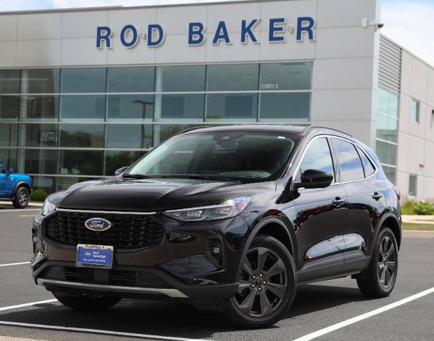 Certified 2024 Ford Escape Platinum AWD/4WD image 1