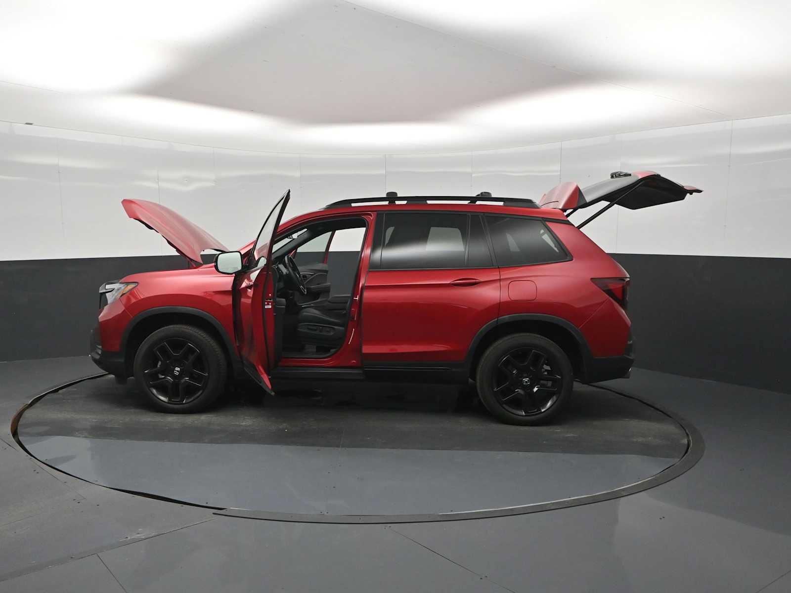 Used 2024 Honda Passport Black Edition image 29