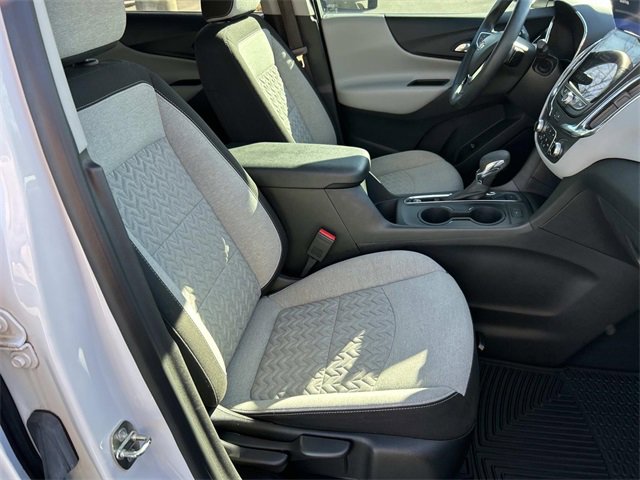 Used 2023 Chevrolet Equinox LT image 29