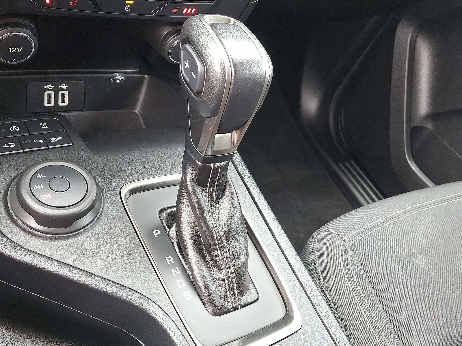 Certified 2021 Ford Ranger XLT w/ Equipment Group 302A High image 14