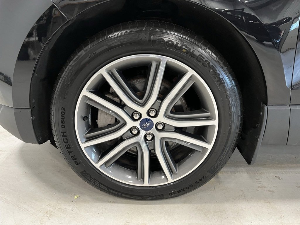 Certified 2021 Ford Edge Titanium w/ Canadian Touring Package image 9
