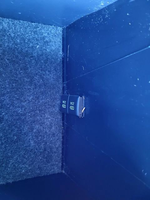 Used 2020 Toyota Tacoma TRD Sport w/ Technology Package AWD/4WD image 20