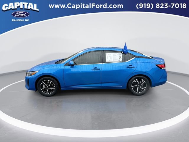 Used 2025 Nissan Sentra SV image 3