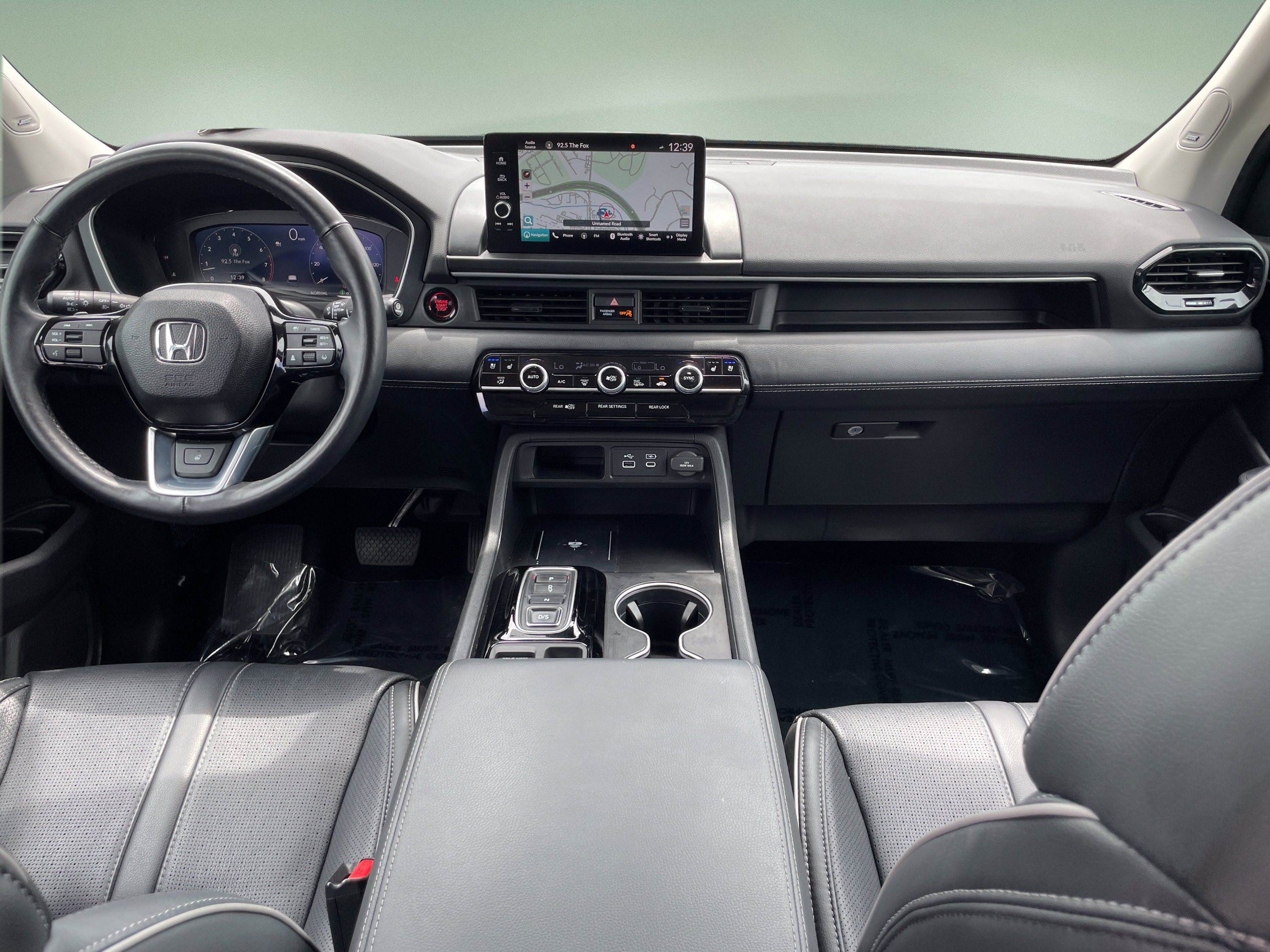 Used 2023 Honda Pilot Elite image 21