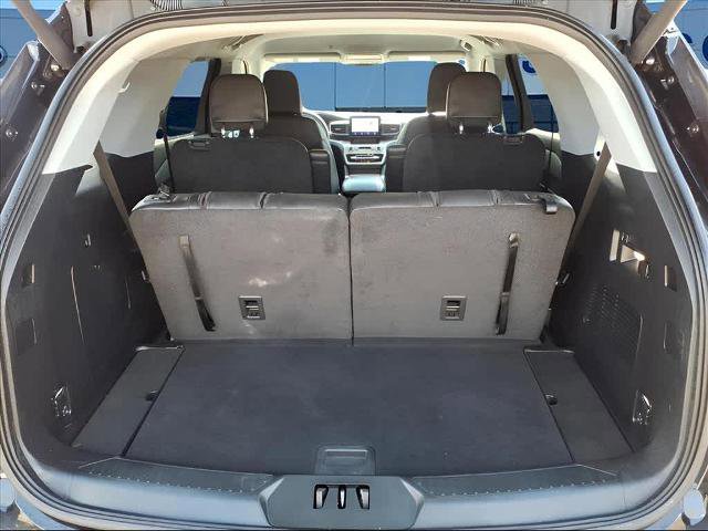 Certified 2022 Ford Explorer XLT w/ Equipment Group 202A image 17