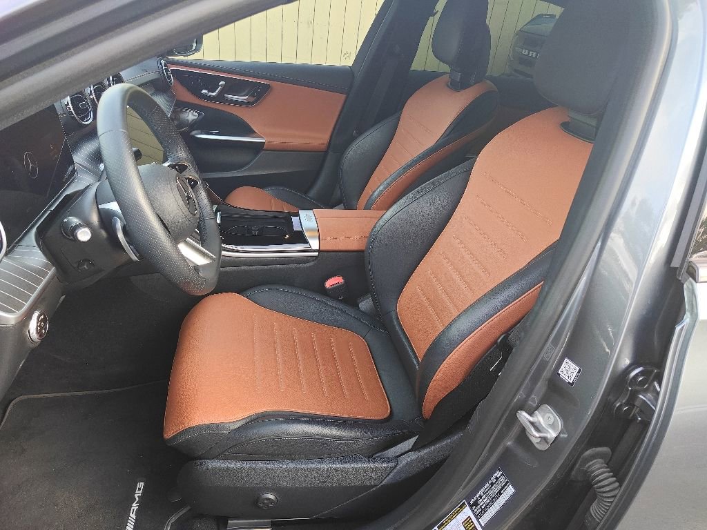 Used 2024 Mercedes-Benz C 300 Sedan image 11