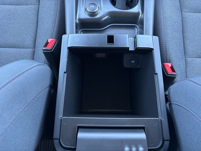 Certified 2025 Ford Explorer Active image 17