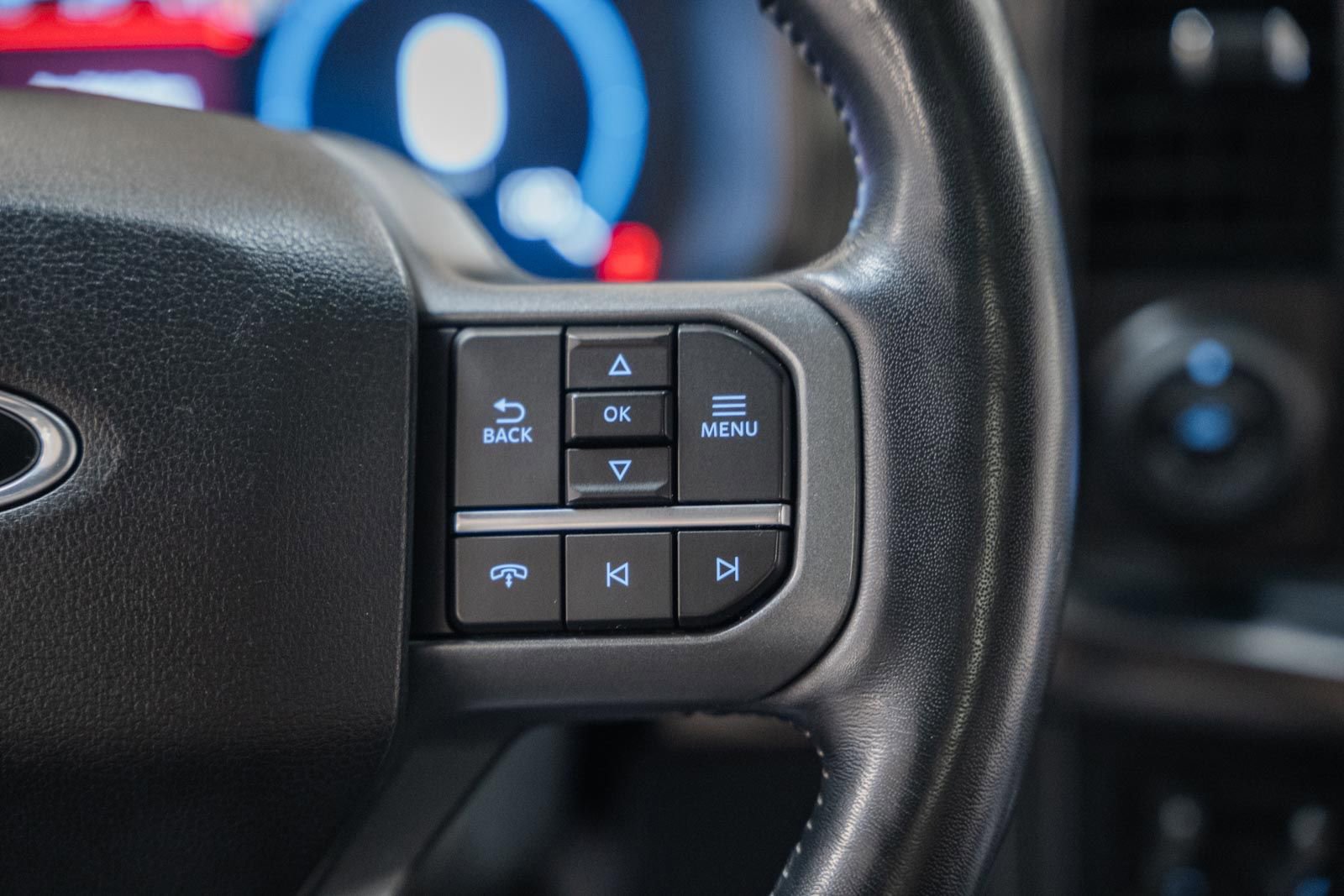 Certified 2022 Ford F150 Lariat w/ Equipment Group 502A High image 36