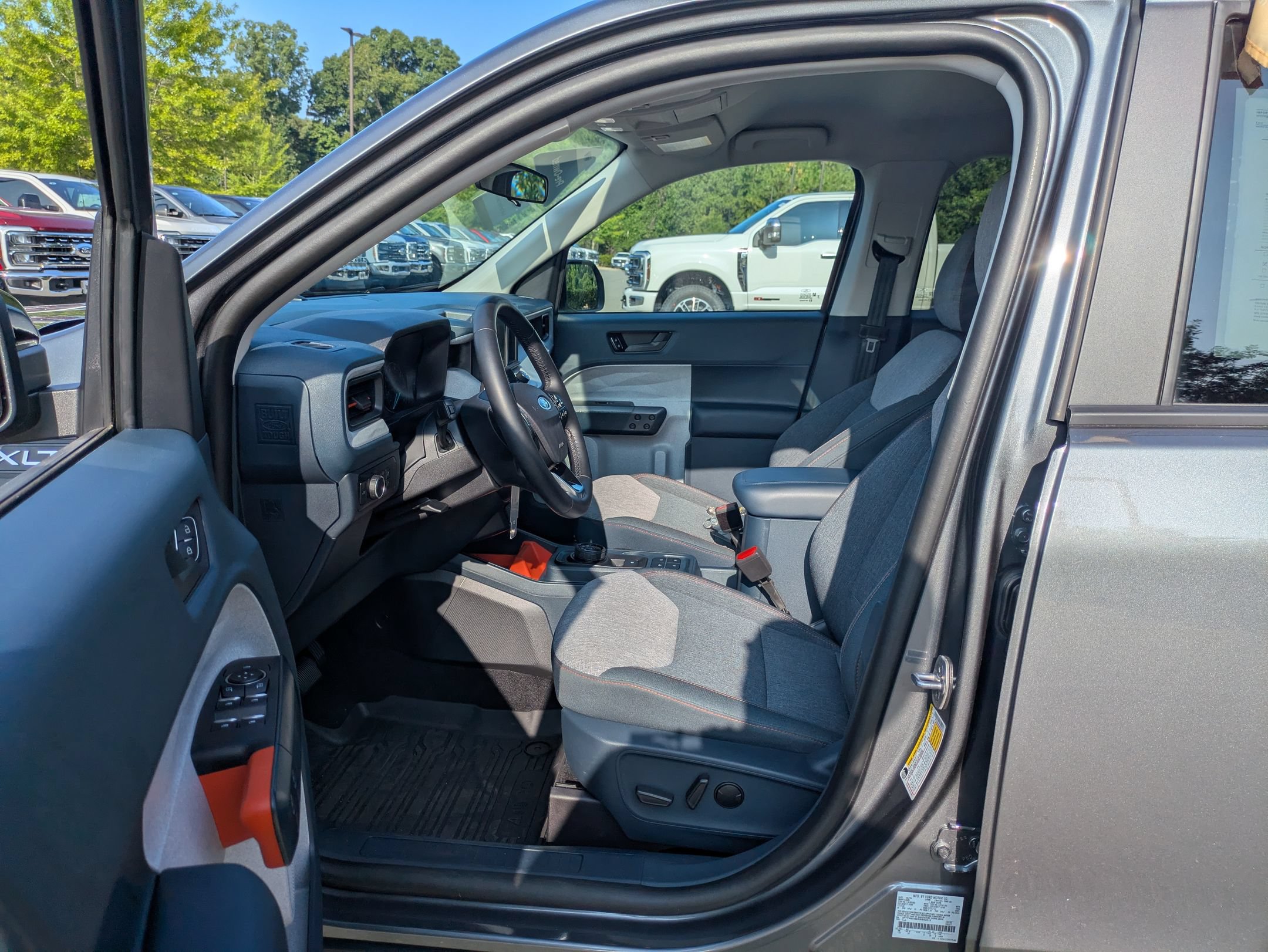 Certified 2024 Ford Maverick XLT w/ XLT Luxury Package FWD image 13