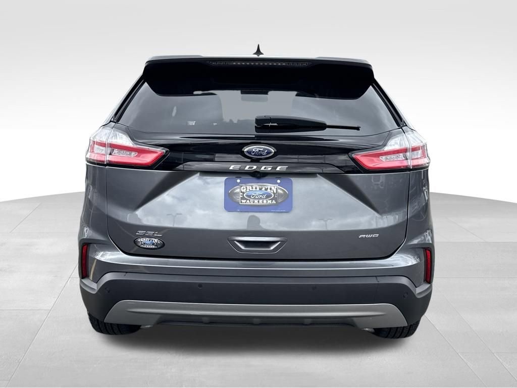 Certified 2024 Ford Edge SEL w/ Convenience Package AWD/4WD image 6