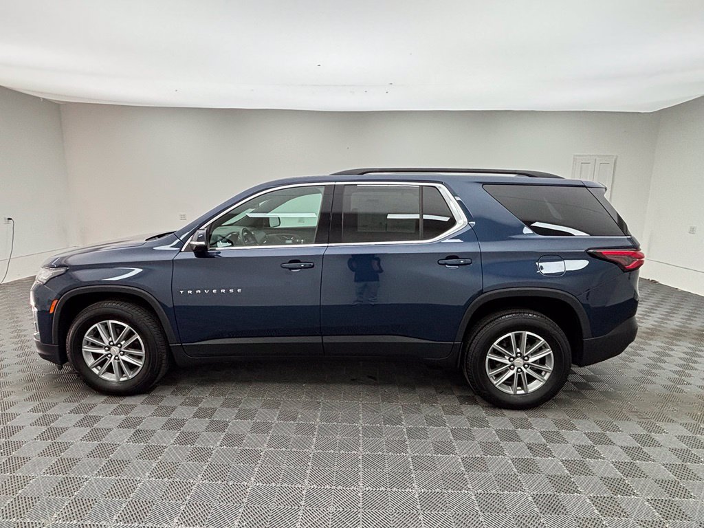 Used 2023 Chevrolet Traverse LT AWD/4WD image 13