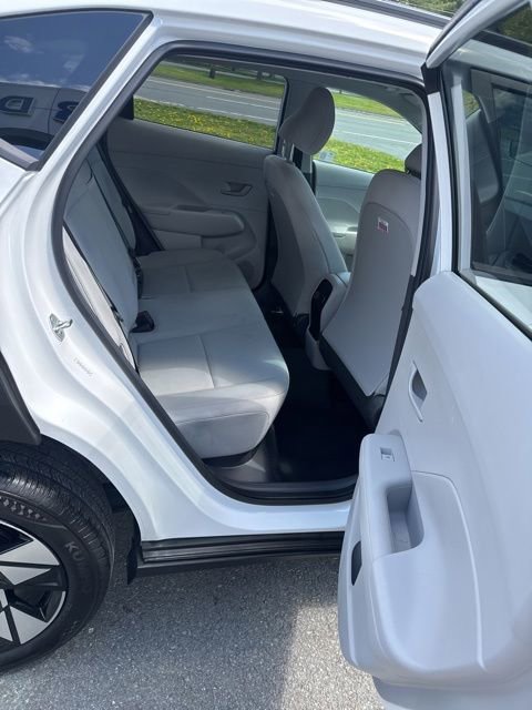 Used 2024 Hyundai Kona SEL AWD/4WD image 19