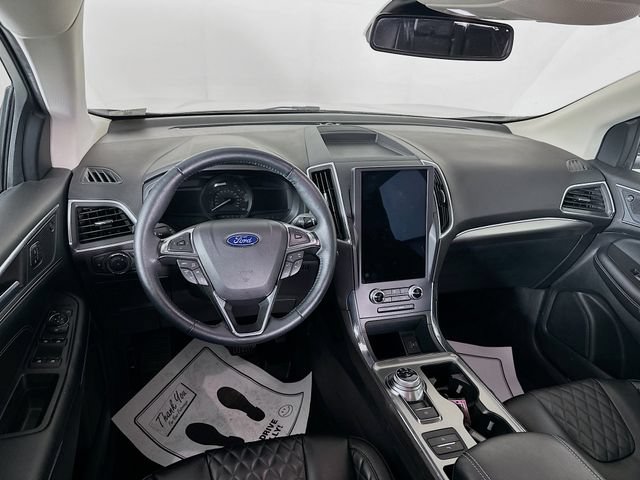 Certified 2024 Ford Edge Titanium w/ Equipment Group 301A AWD/4WD image 31
