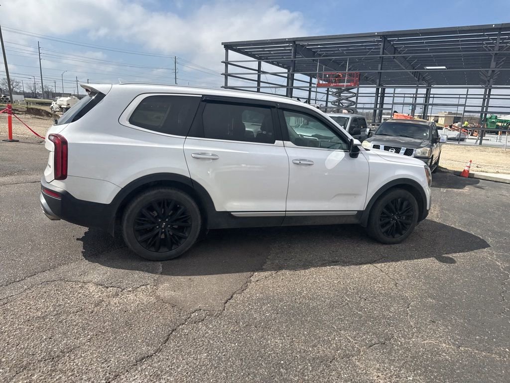 Used 2021 Kia Telluride SX w/ SX Prestige Package image 16