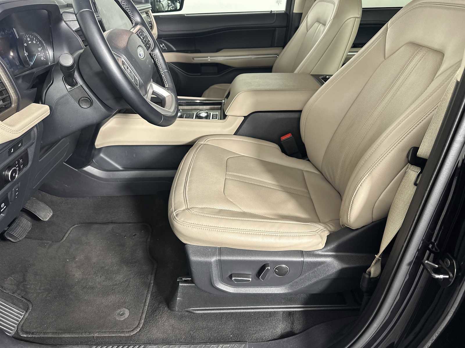 Certified 2024 Ford Expedition Max Limited image 7