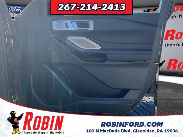 Certified 2024 Ford Explorer Platinum w/ Technology Package AWD/4WD image 27