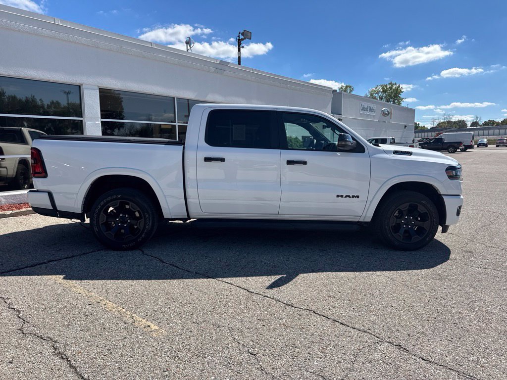 Used 2025 RAM 1500 Big Horn AWD/4WD image 2