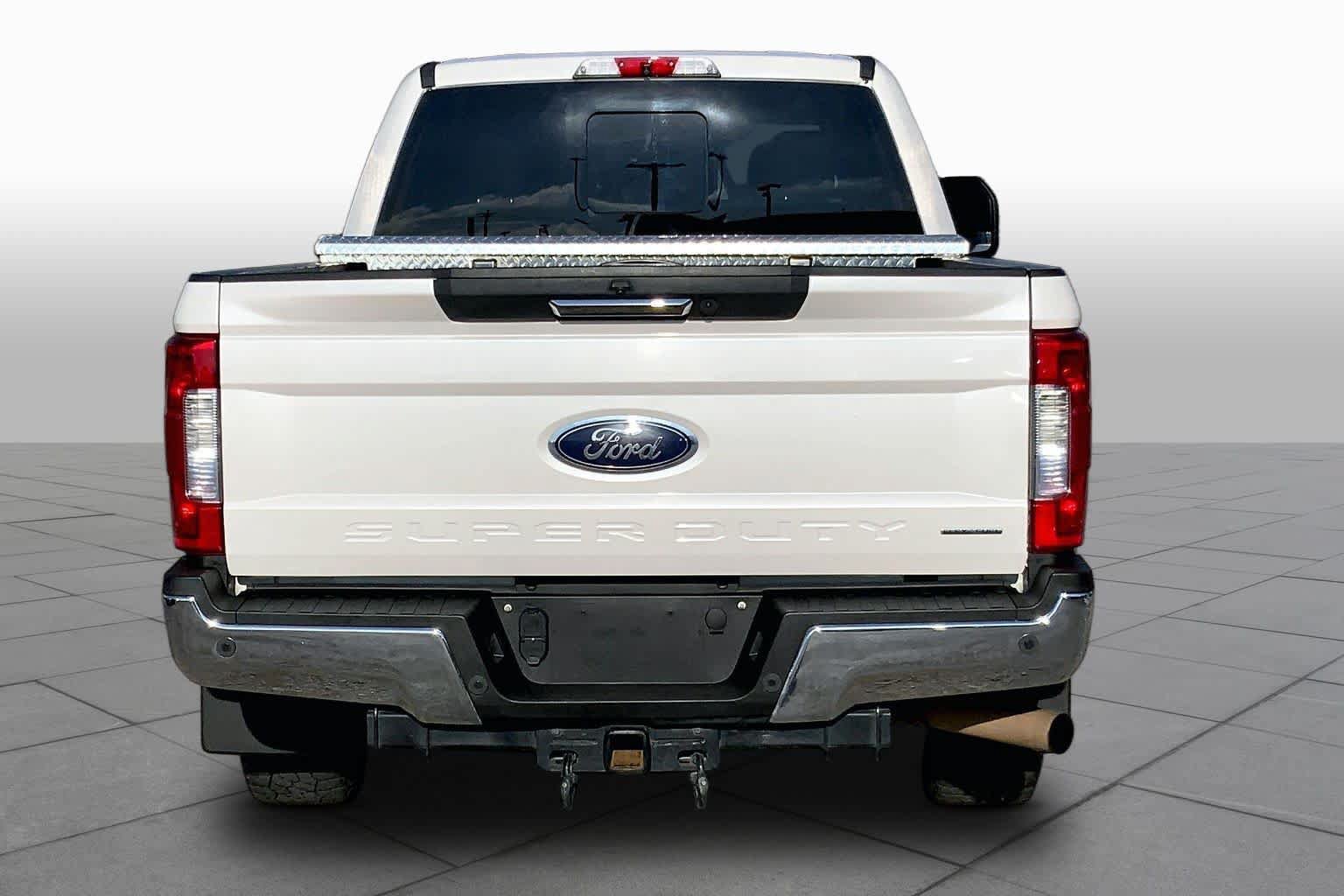 Certified 2017 Ford F250 Lariat w/ Lariat Value Package RWD image 5