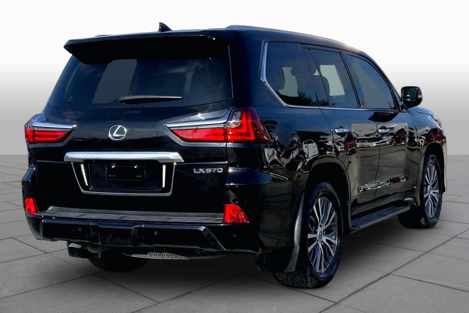 Used 2019 Lexus LX 570 4WD w/ Luxury Package image 13