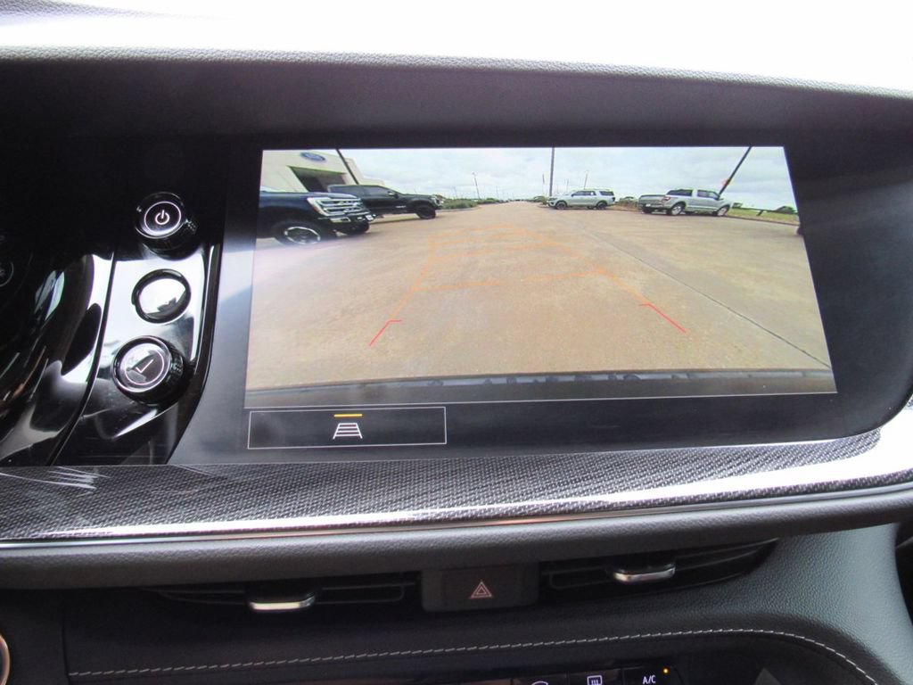 Used 2022 Buick Envision Preferred FWD image 25
