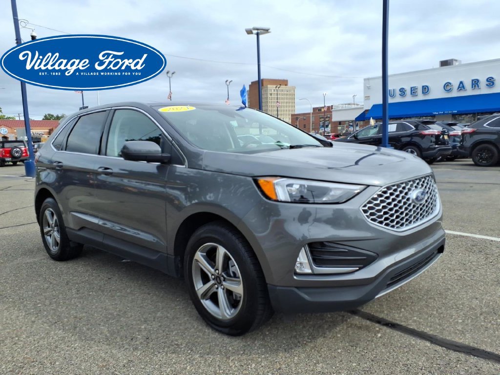 Certified 2024 Ford Edge SEL w/ Convenience Package AWD/4WD image 4