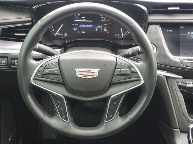 Used 2017 Cadillac XT5 Luxury w/ Driver Awareness Package FWD image 24