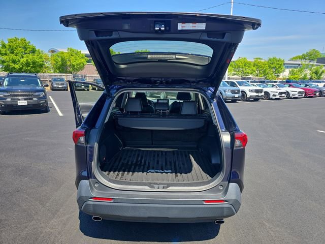 Used 2020 Toyota RAV4 XLE Premium AWD/4WD image 23