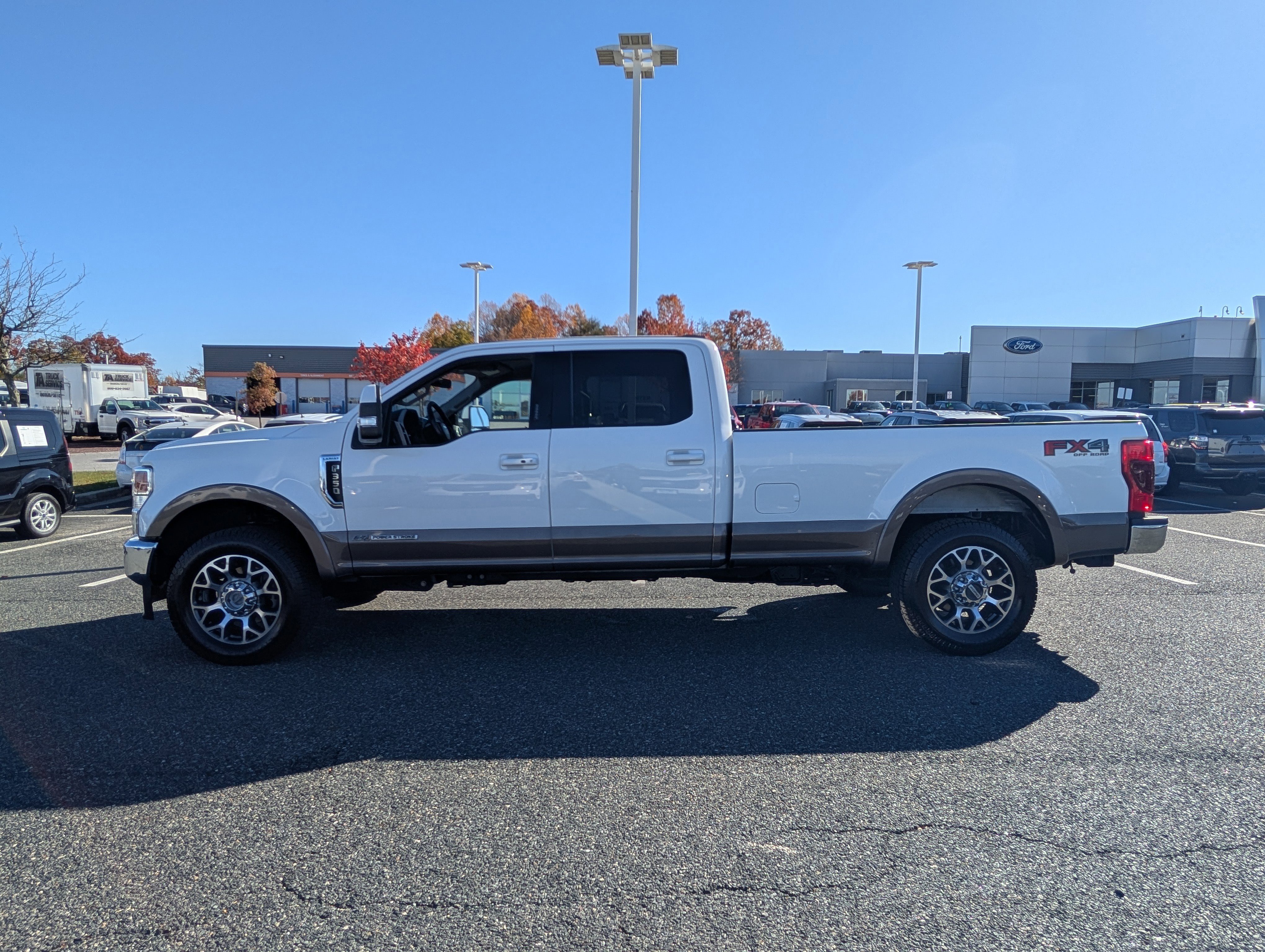 Certified 2020 Ford F350 Lariat w/ Lariat Ultimate Package image 2