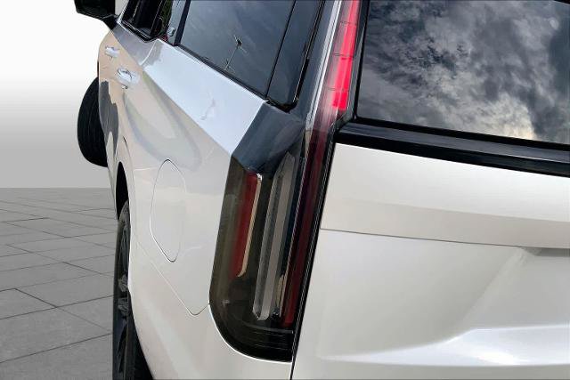 Used 2023 Cadillac Escalade Sport w/ Touring Package RWD image 29