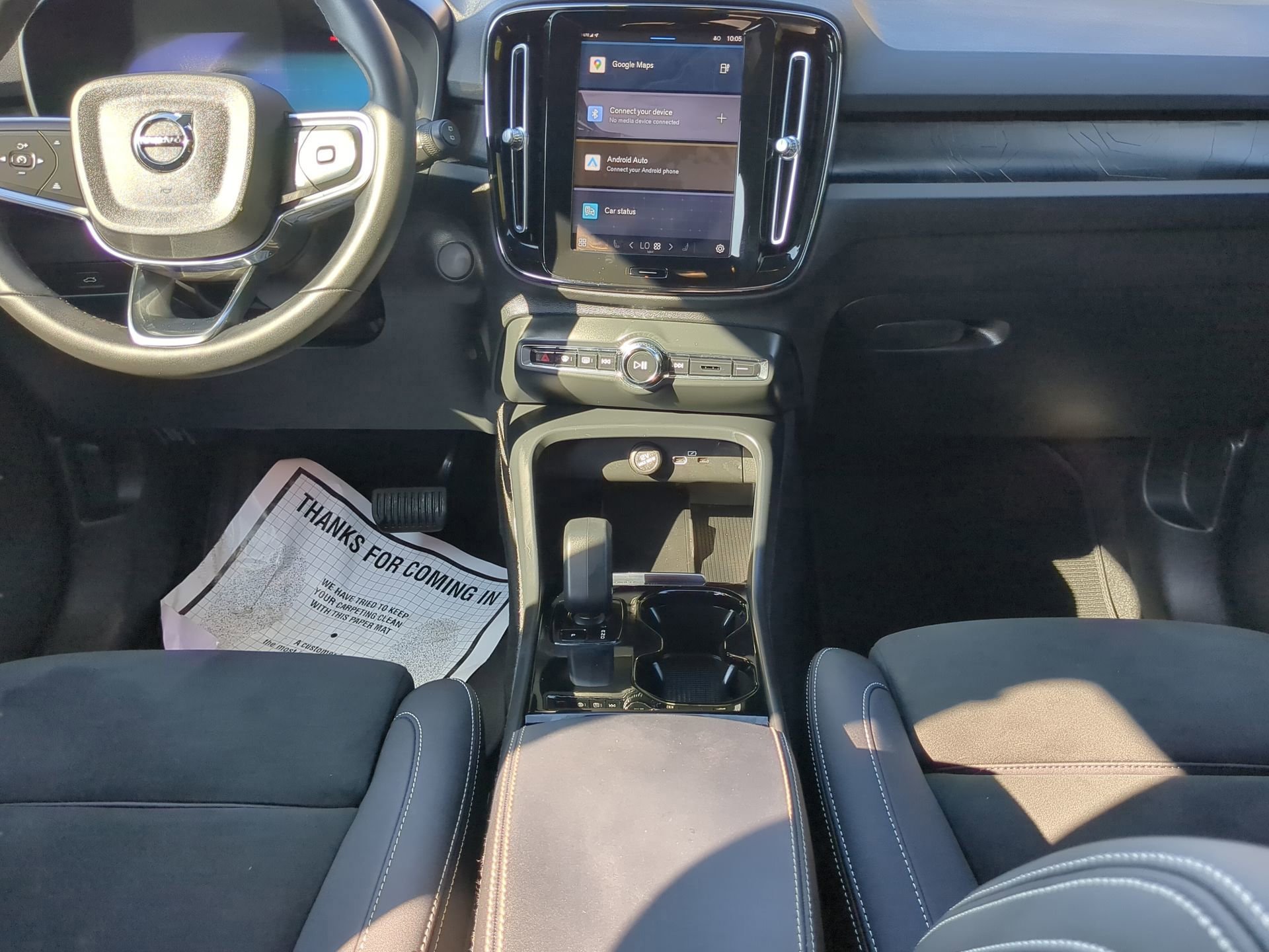 Used 2023 Volvo XC40 Recharge Plus image 44