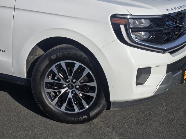 Certified 2025 Ford Expedition Max Platinum AWD/4WD image 9