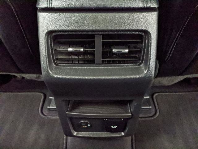 Certified 2022 Ford Edge SEL w/ Convenience Package image 13