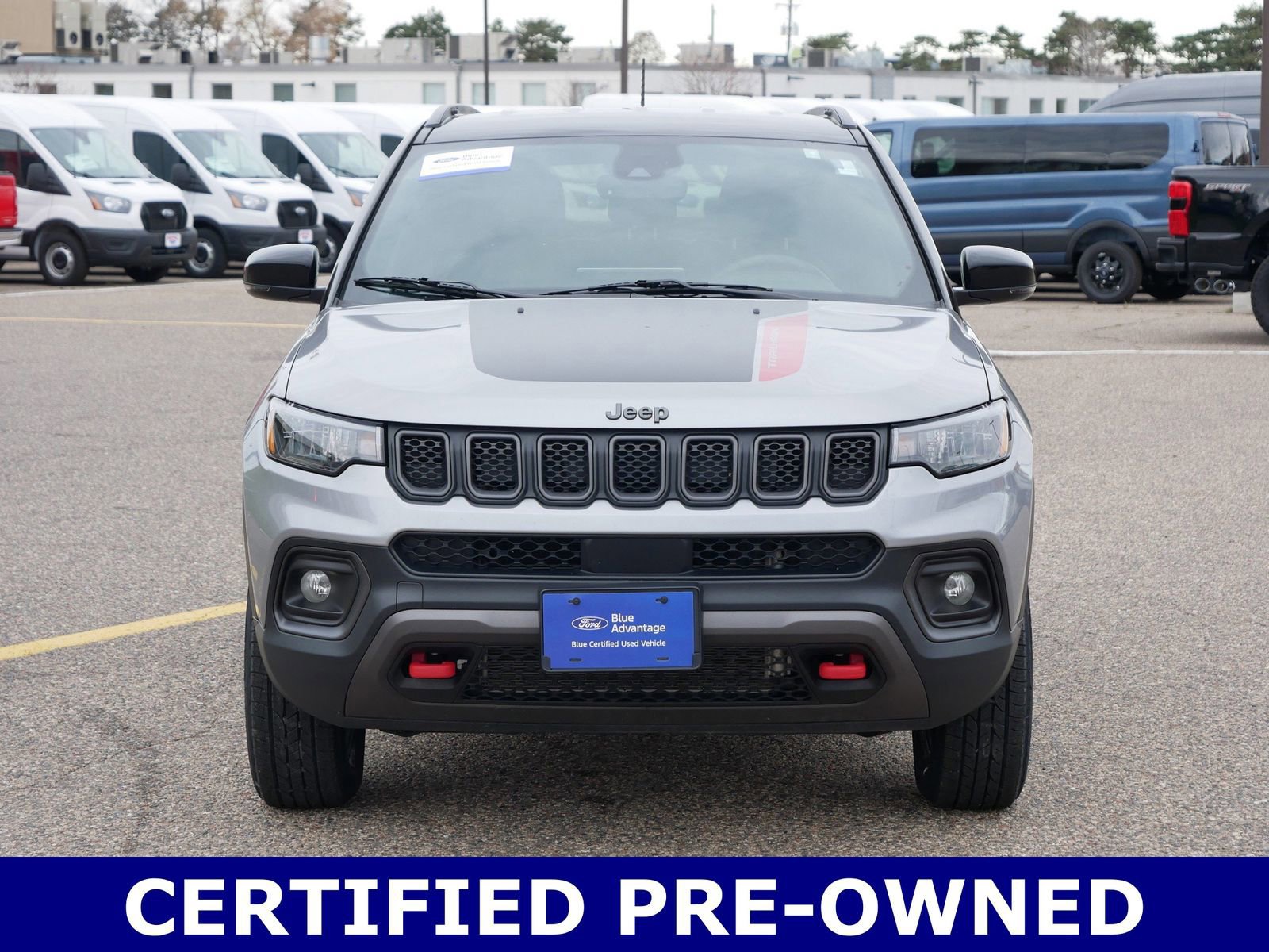 Used 2024 Jeep Compass Trailhawk image 9