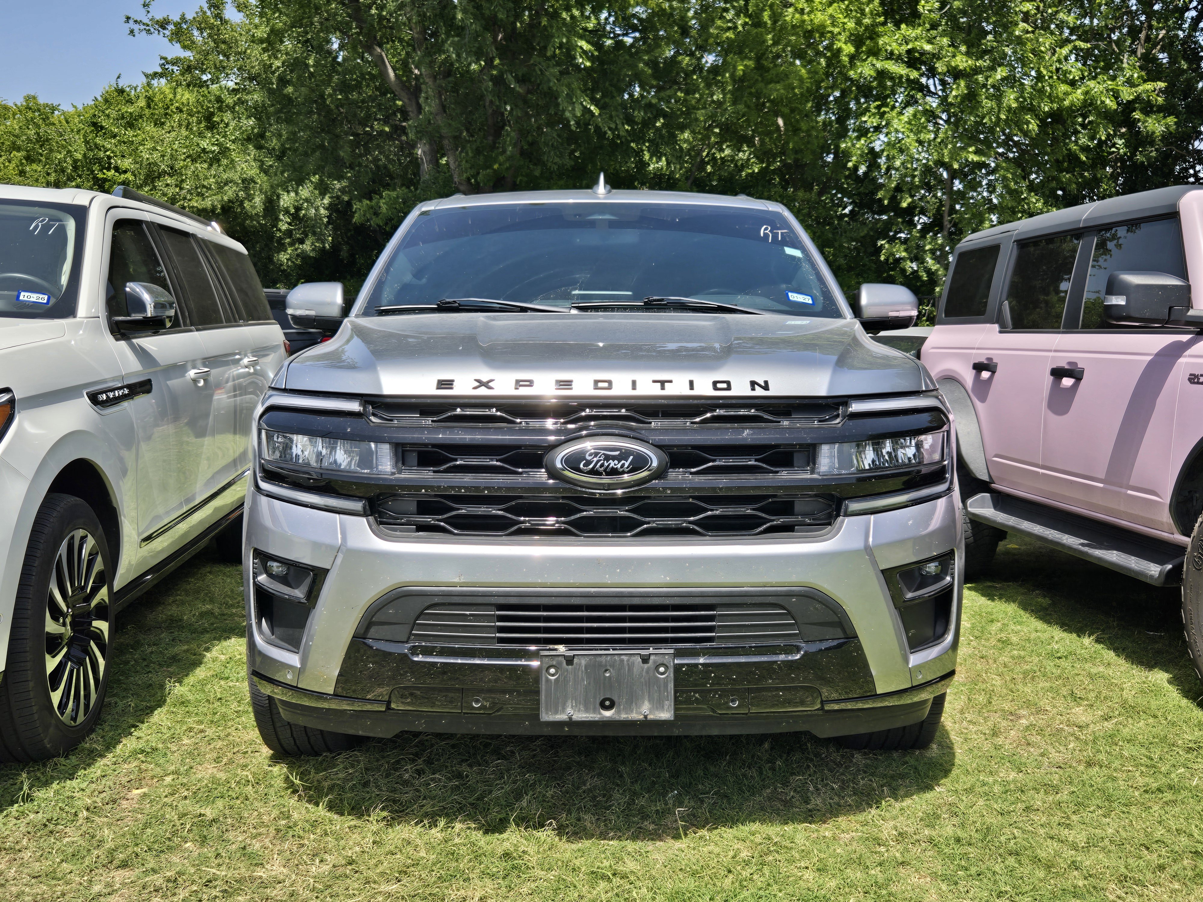 Certified 2024 Ford Expedition Limited RWD image 2