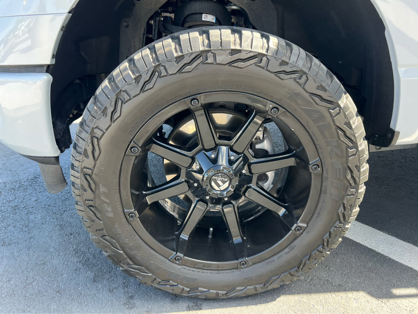 Certified 2025 Ford F150 Lariat w/ Equipment Group 501A Mid image 13