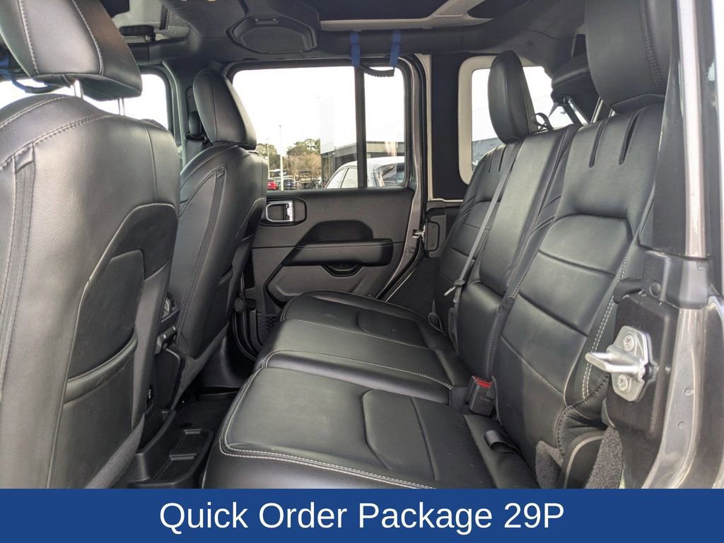 Used 2022 Jeep Wrangler Unlimited Sahara w/ Cold Weather Group image 15