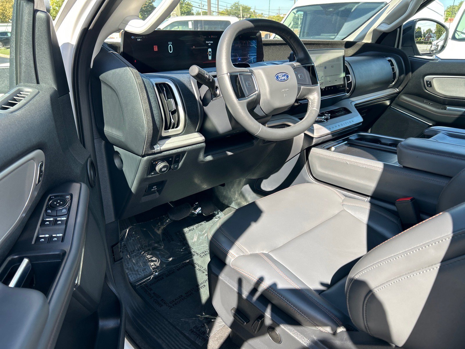 Certified 2025 Ford Expedition Max Active AWD/4WD image 8