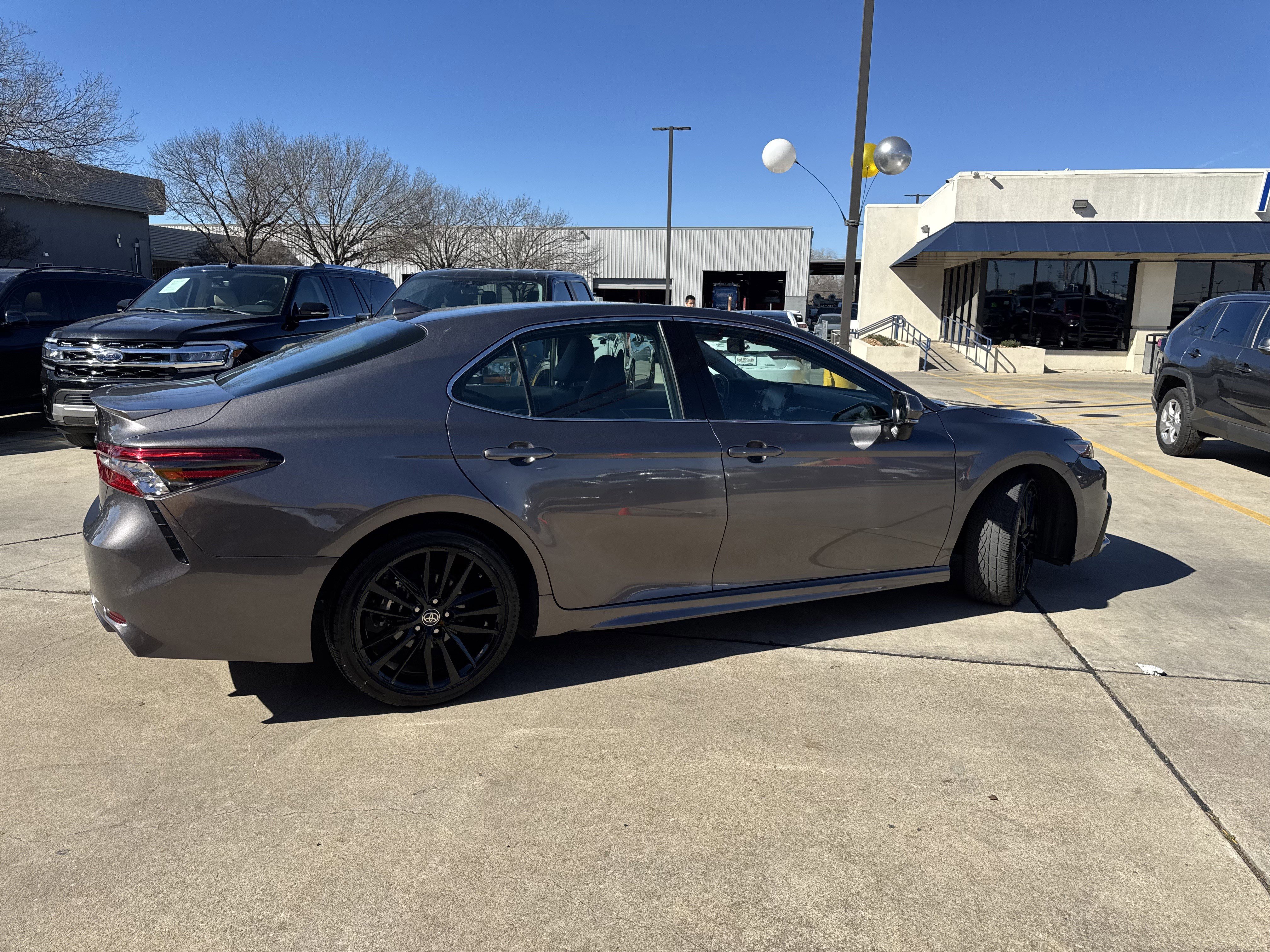 Used 2023 Toyota Camry XSE image 2