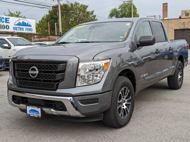 Used 2023 Nissan Titan SV AWD/4WD image 8