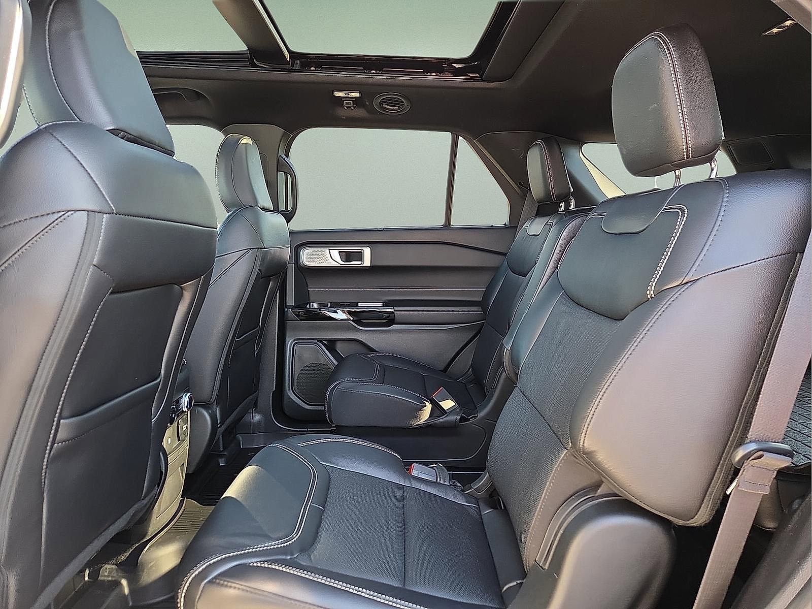 Certified 2023 Ford Explorer ST w/ Equipment Group 401A image 9