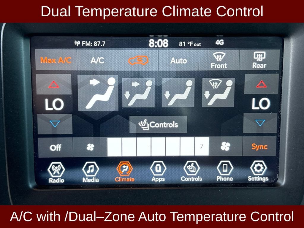 Used 2021 Jeep Renegade Latitude w/ Convenience Group AWD/4WD image 17