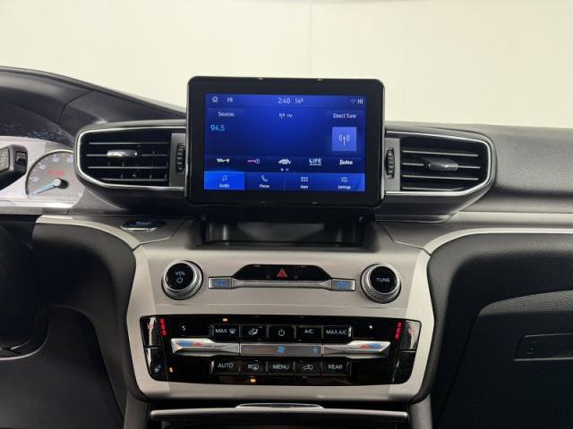 Certified 2022 Ford Explorer XLT w/ Equipment Group 202A AWD/4WD image 15